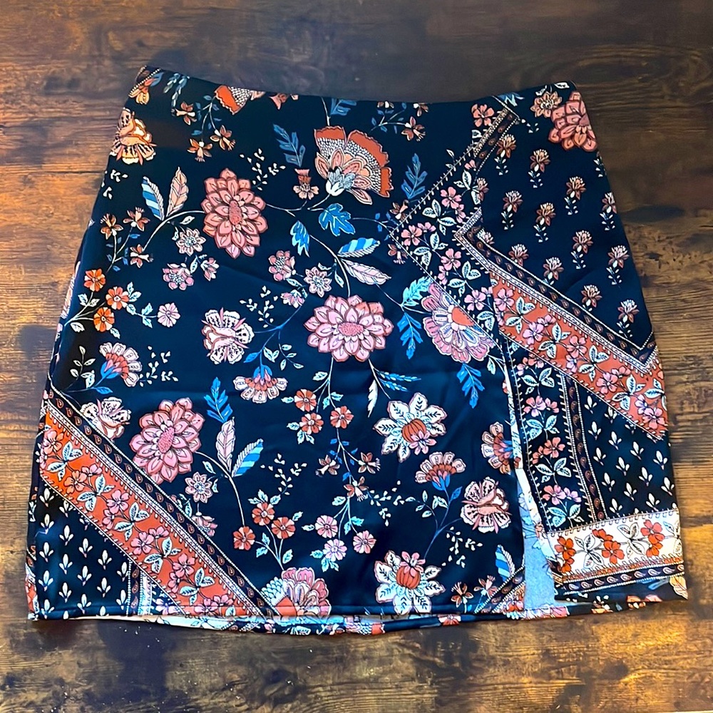 Forever 21 Paisley Floral Boho Mini Skirt
